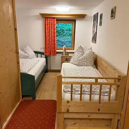 Haus Waldrand Lejlighed Oberndorf in Tirol