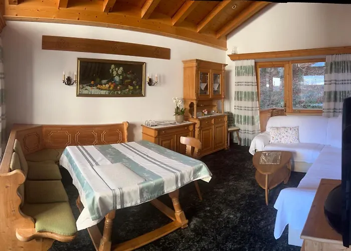 Haus Waldrand Oberndorf in Tirol