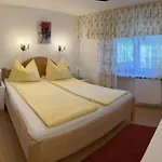 Haus Waldrand * Oberndorf in Tirol