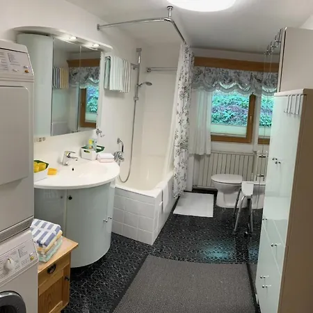 Haus Waldrand Oberndorf in Tirol