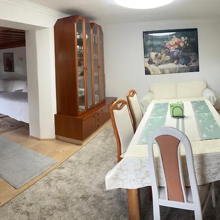 Haus Waldrand *